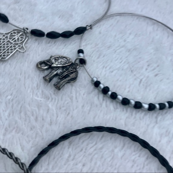 Boho Bangle Bracelet Stack Black & Silver - Picture 2 of 7